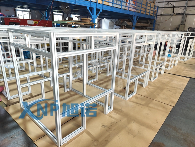 定製組裝非標草莓社区网址的新地址框架周期.jpg